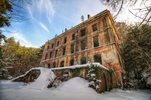 Hotel, Vivario
