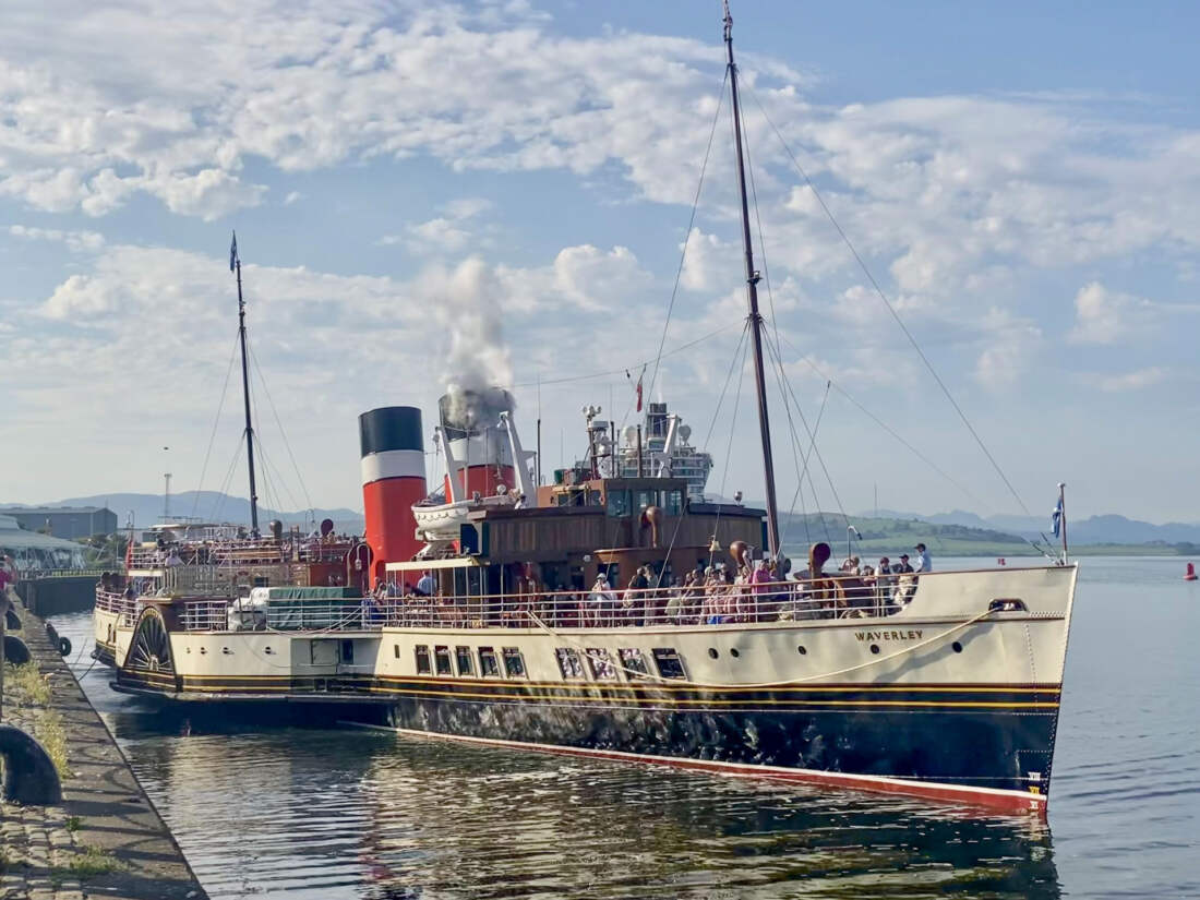 Lopatkový parník Waverley