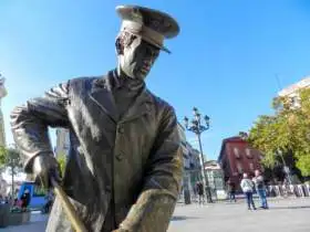Monumento al Barrendero Madrileño