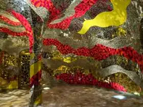 Grotte von Niki de Saint Phalle