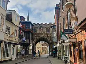 Brána Na High Street