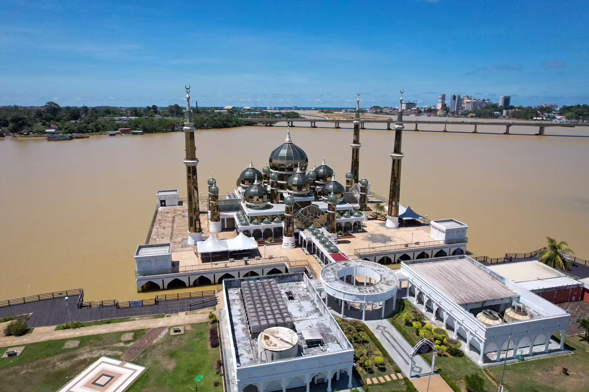 Masjid Kristal