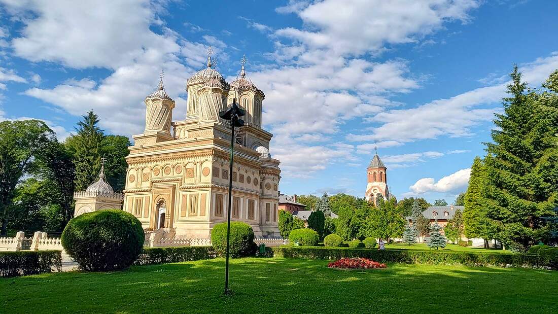 Kostol Curtea De Argeș