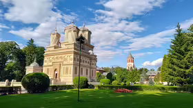 Kostol Curtea De Argeș