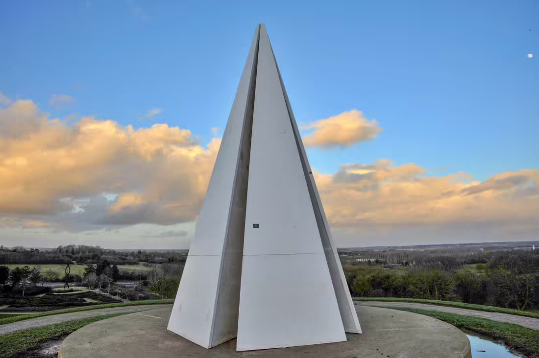 Pyramída svetla
