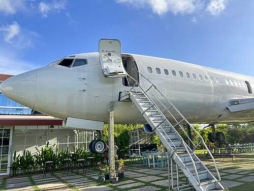 Boeing 737