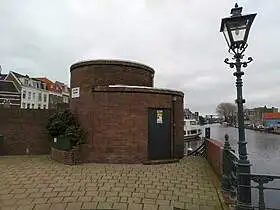 Leidenský Monumentálny Pisoár