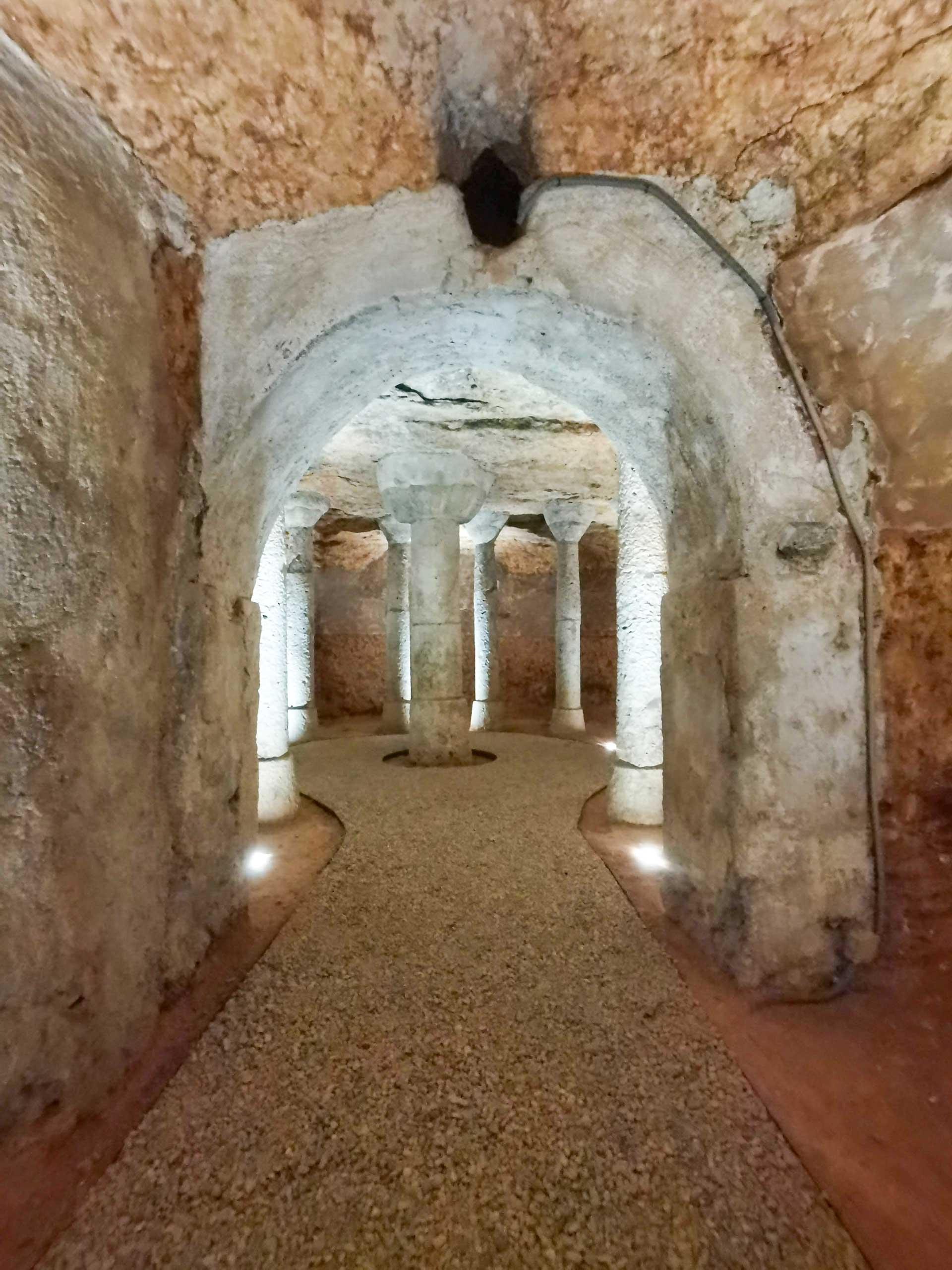 Cueva de la Yedra