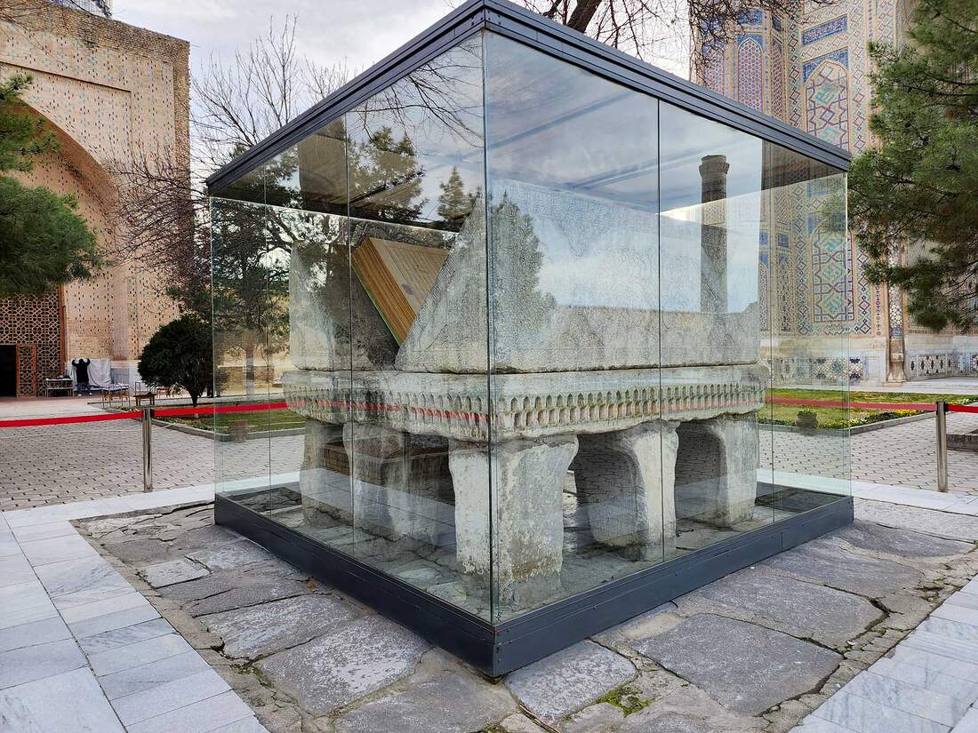 Bibi-Khanym Mosque