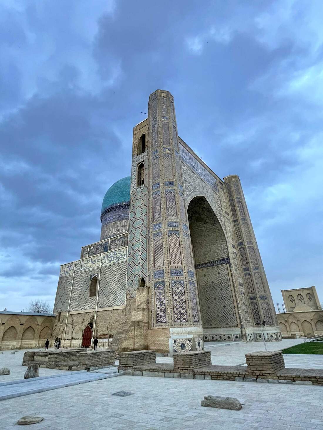 Bibi-Khanym Mosque