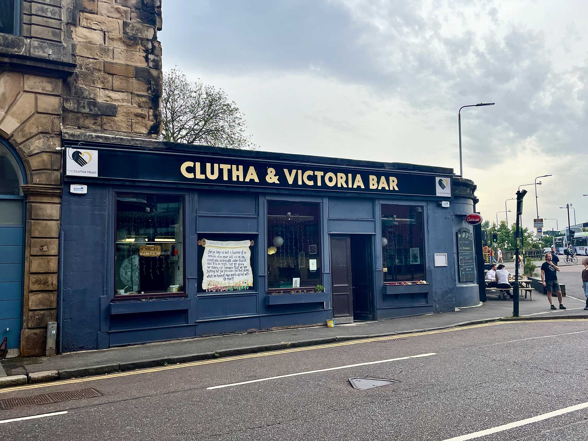 Clutha a Victoria Bar