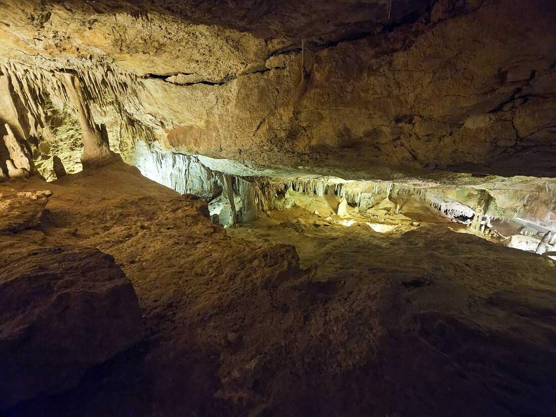 Cova de Can Marçà