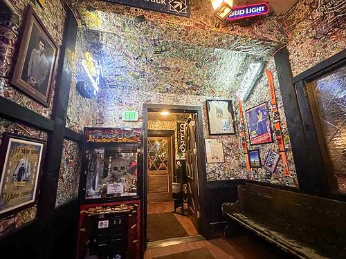 Hernando’s Pizza Pub