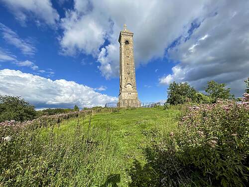 Monument Tyndale