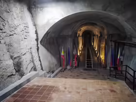 El Deposito Underground