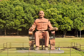 Chiang Kai-shek Statue Park