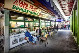 Viktor-Adler-Markt