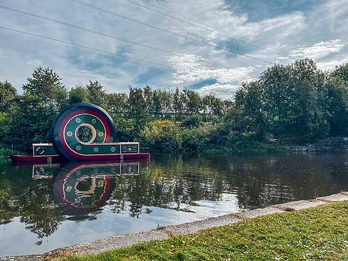 Industry Looping Boat