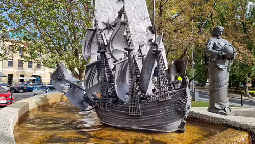 Tasman fountain