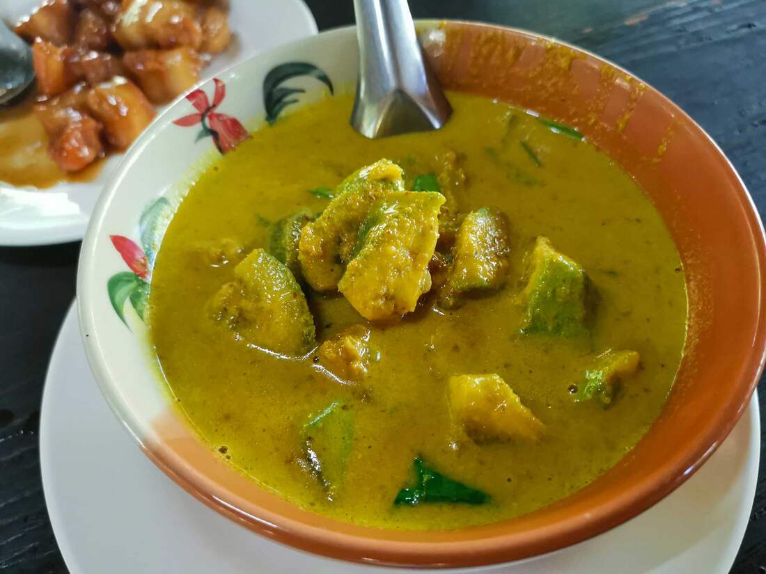 Yai Puad