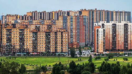 Nový Okkervil: Gigantický bytový komplex