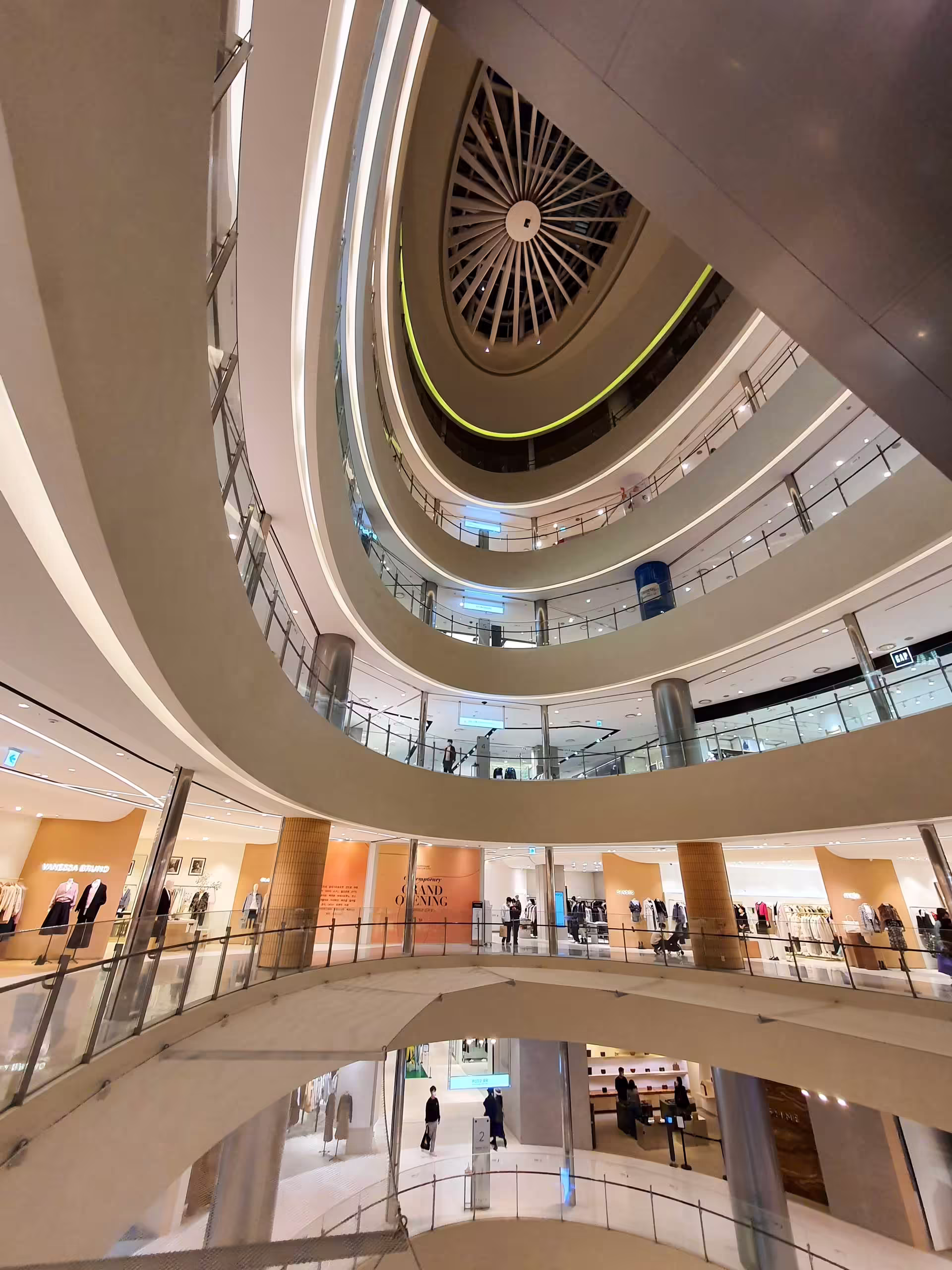 Najväčšie obchodné centrum na svete