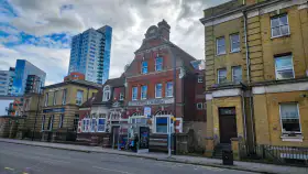 Canute Chambers