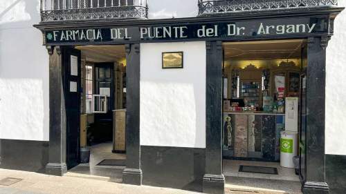 Farmacia del Puente