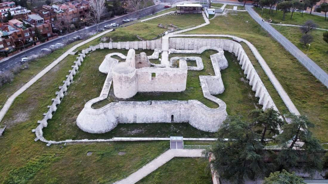 La Alameda's Castle