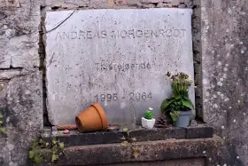 Hrob cestovateľa v čase