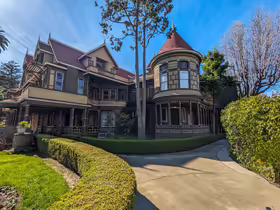 Winchester Mystery House