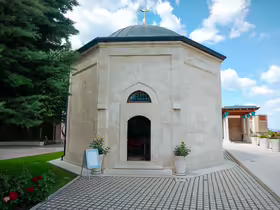 Hrobka Gül Baba