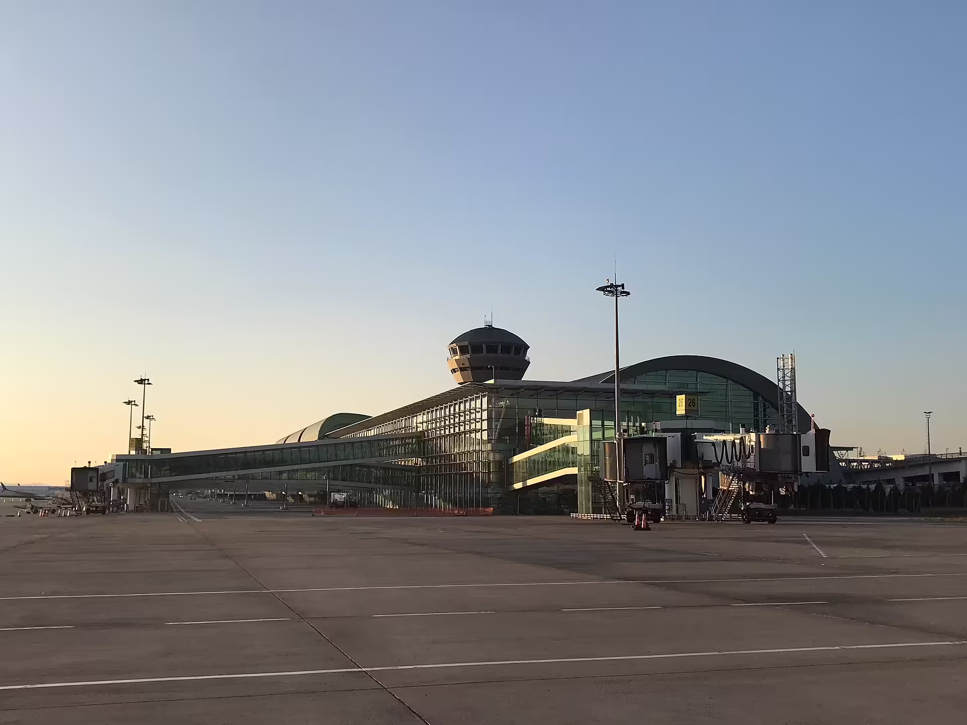 Adnan Menderes International Airport (ADB)