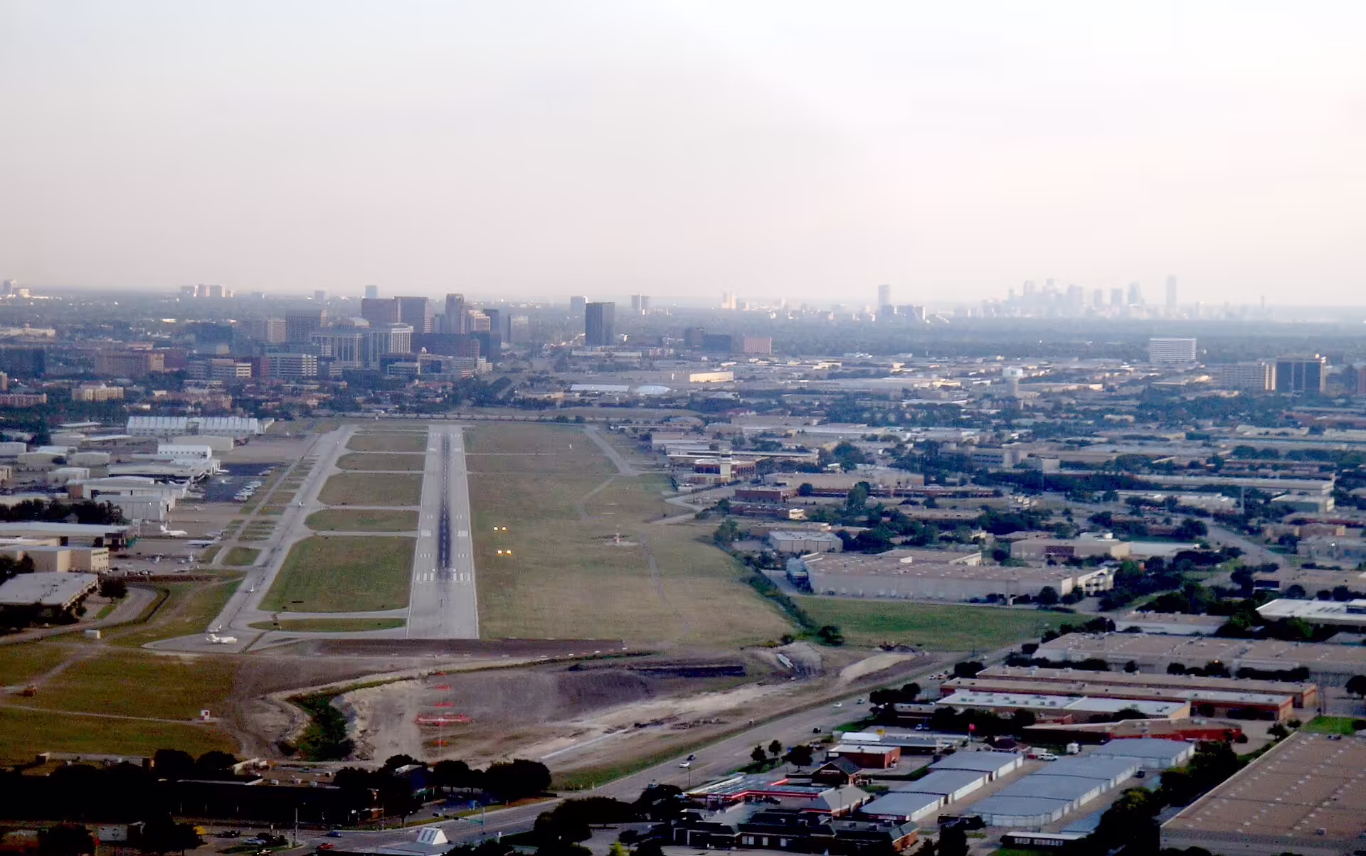 Addison Airport (ADS)