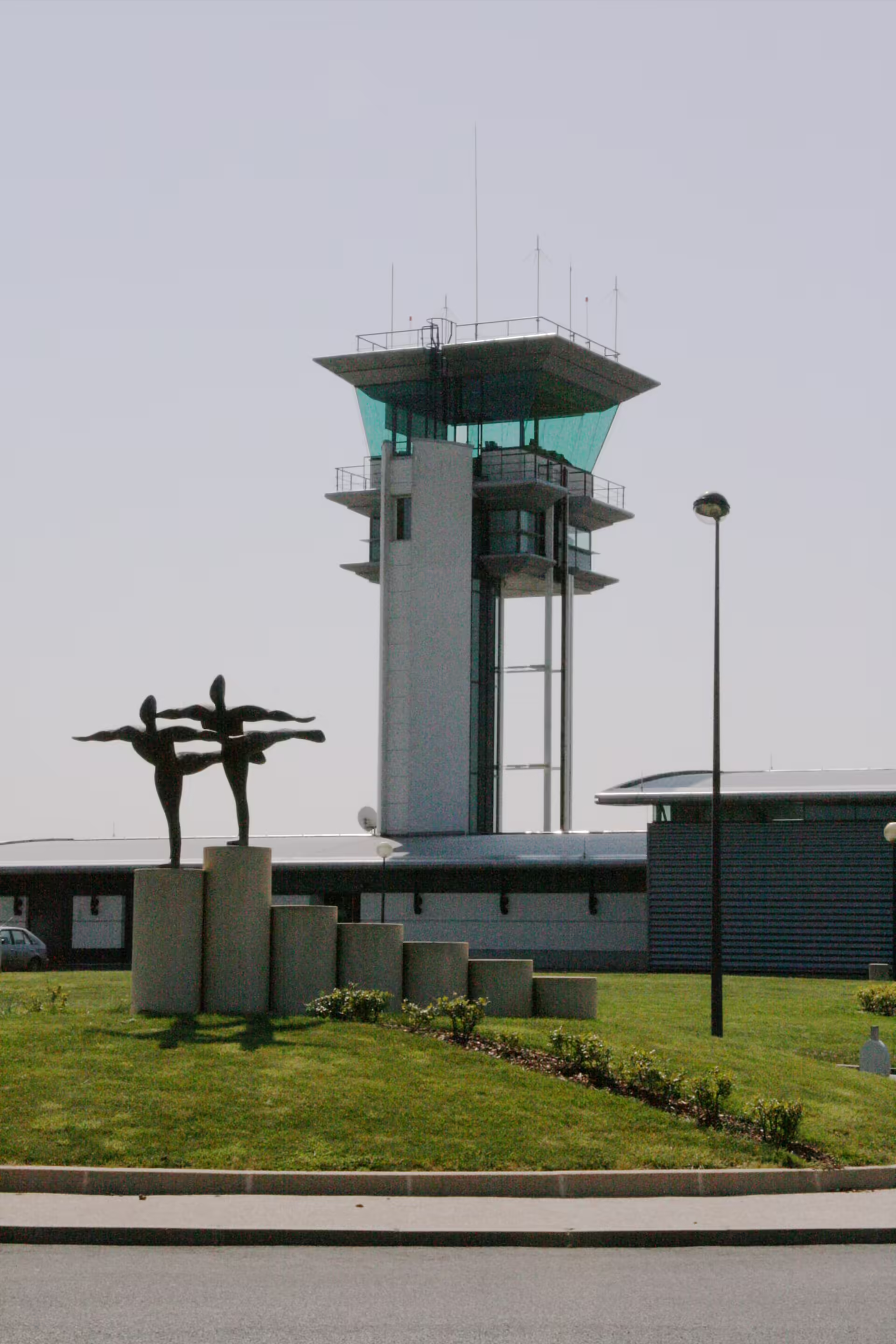 Angers Marcé airport (ANE)