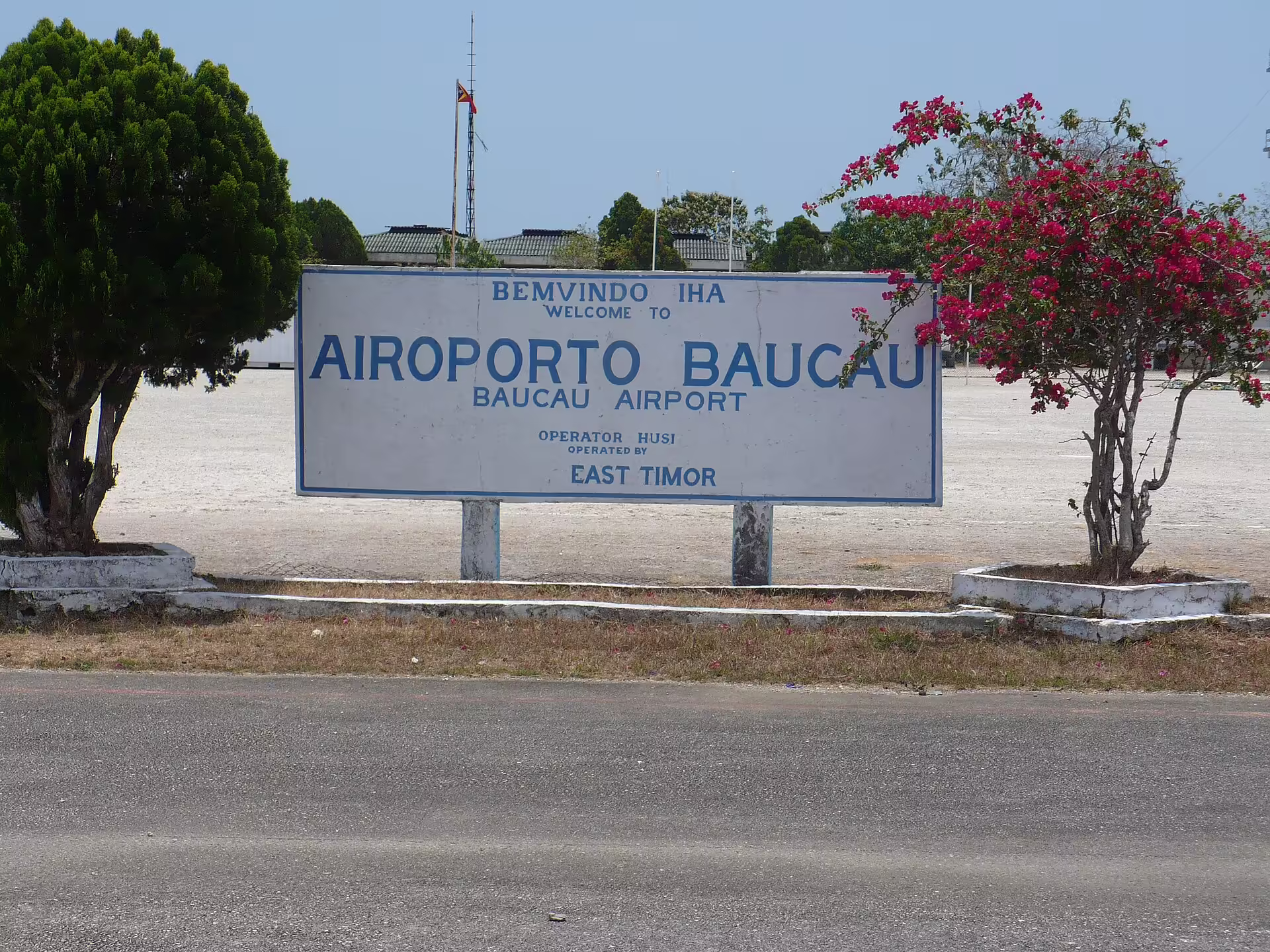 Baucau Airport (BCH)
