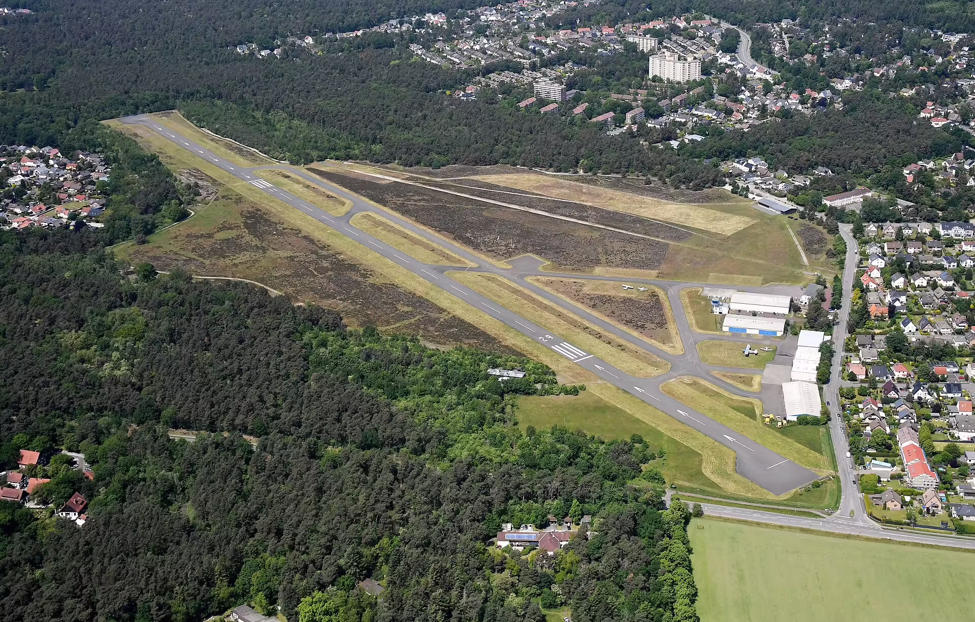Bielefeld Airport (BFE)