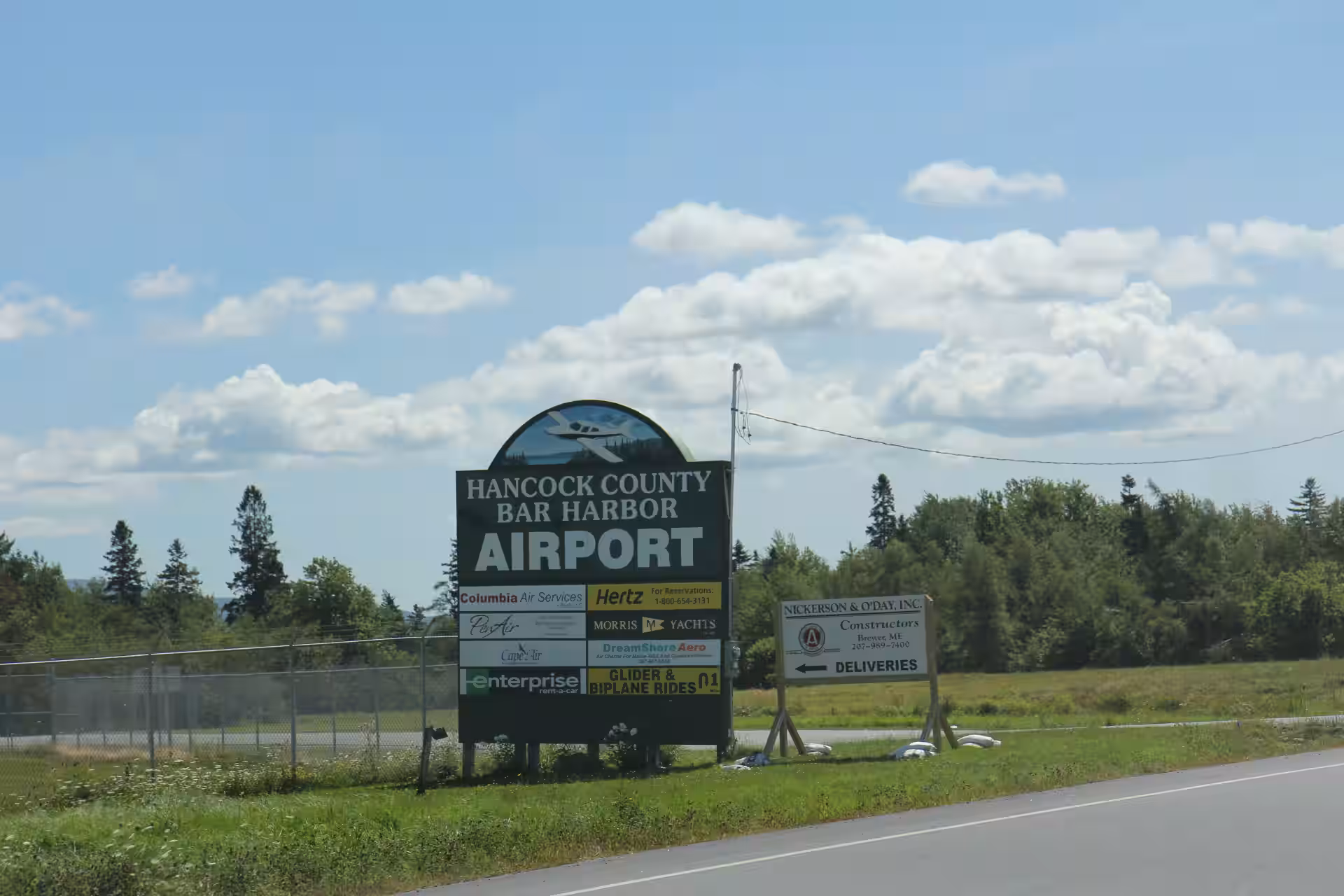 Hancock County-Bar Harbor Airport (BHB)