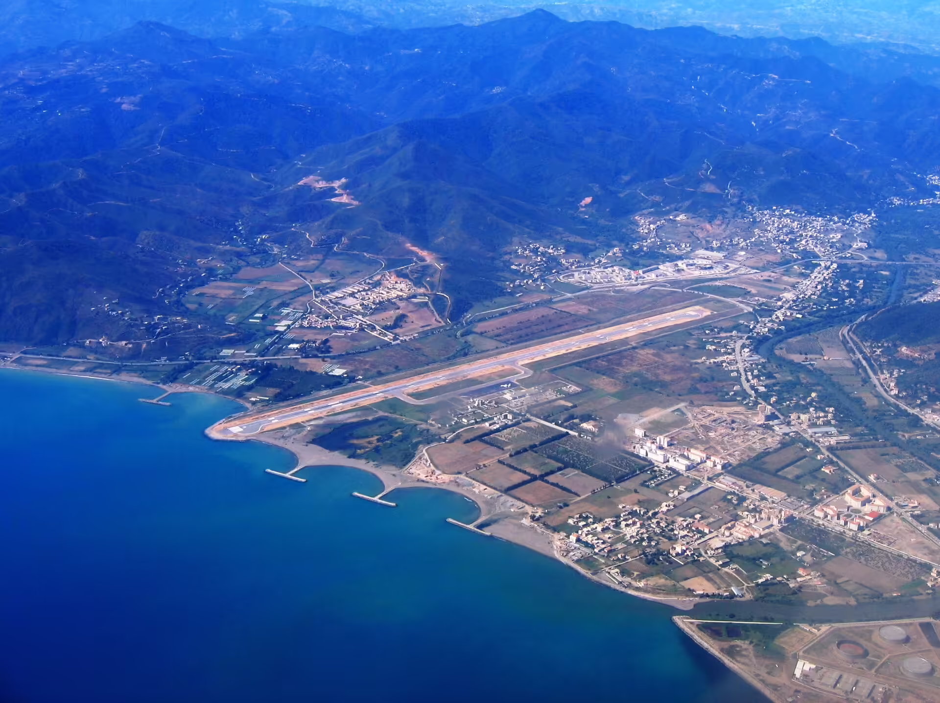 Soummam–Abane Ramdane Airport (BJA)