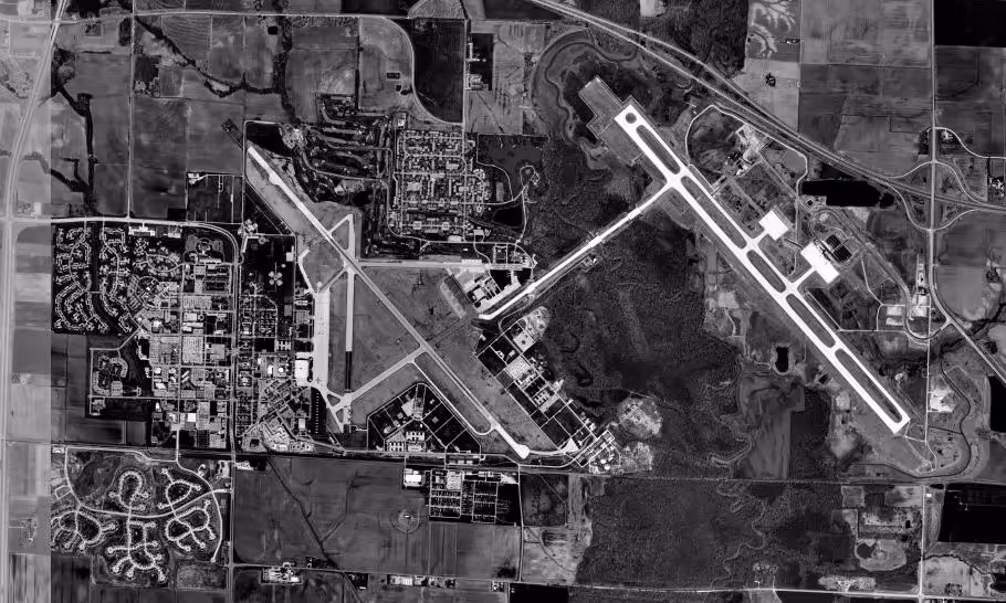 Scott AFB/Midamerica Airport (BLV)