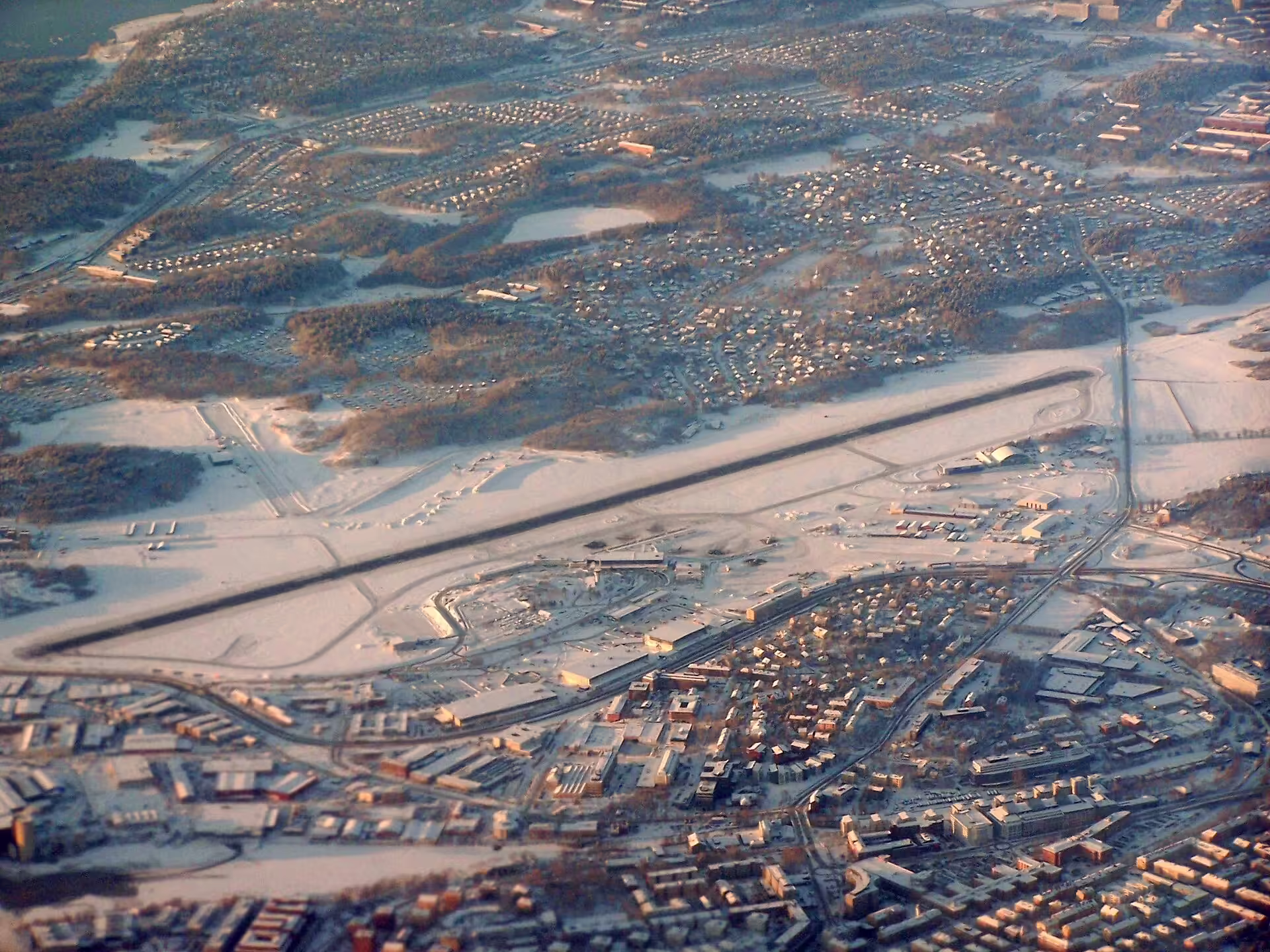 Stockholm-Bromma Airport (BMA)
