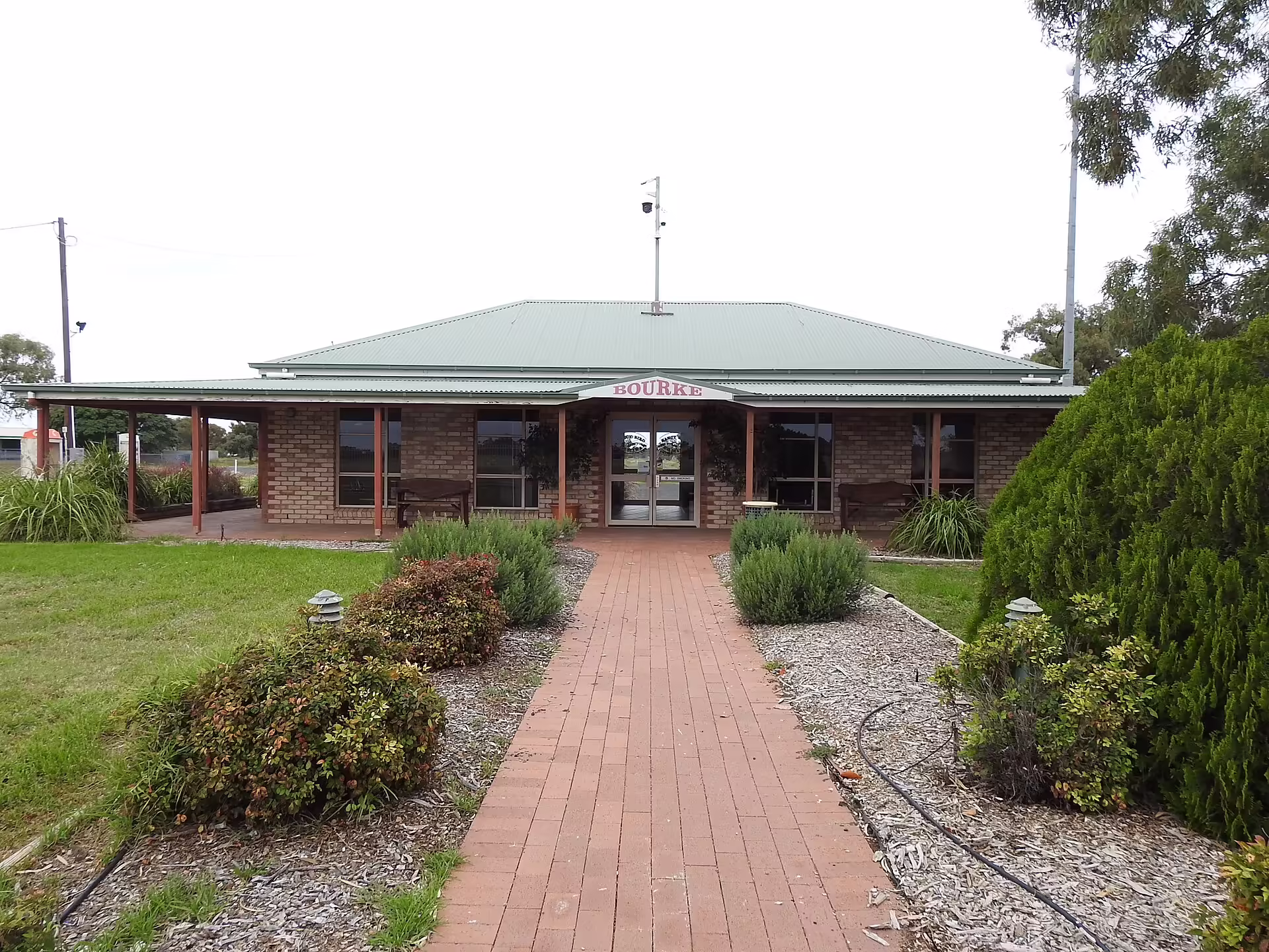 Bourke Airport (BRK)