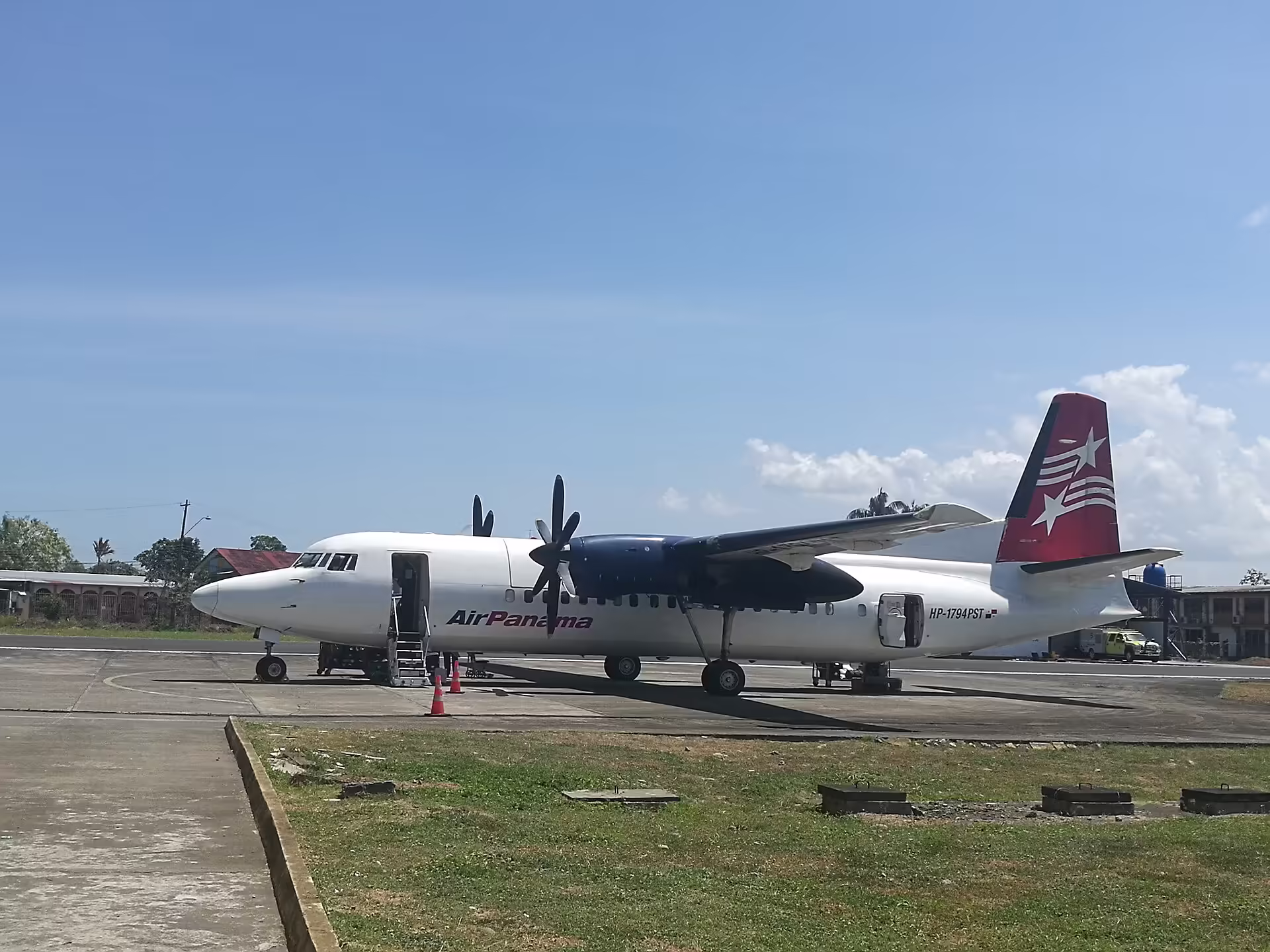 Changuinola Captain Manuel Niño International Airport (CHX)