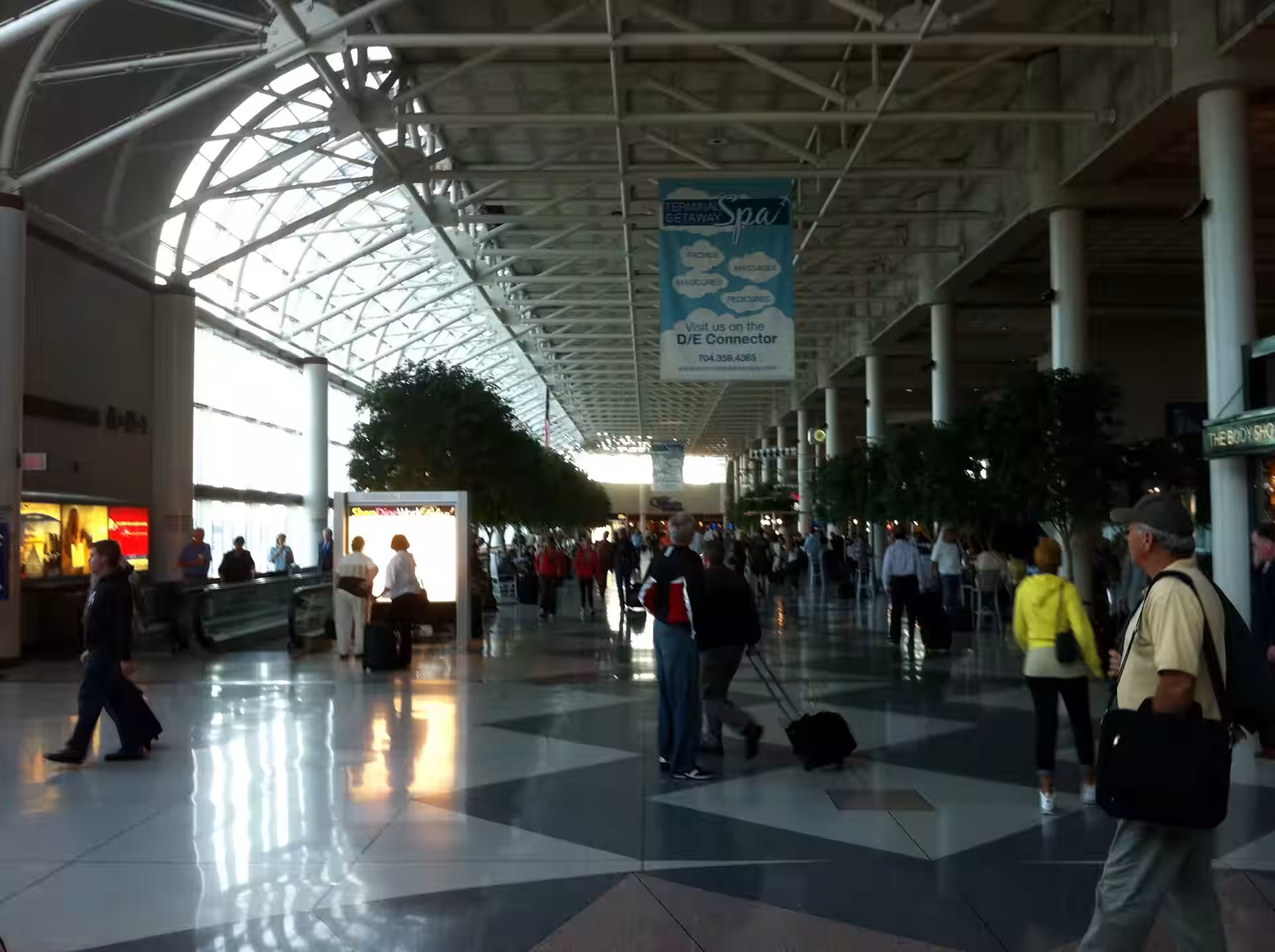 Charlotte Douglas International Airport (CLT)