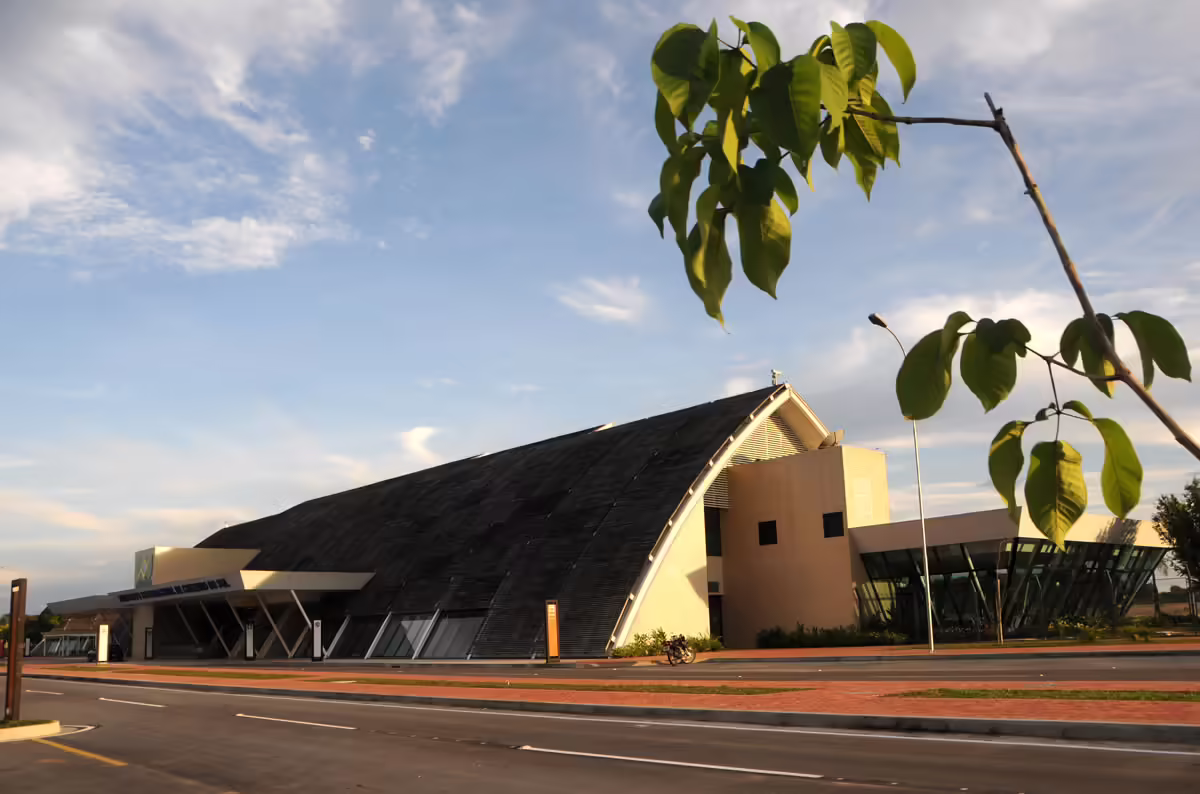 Cruzeiro do Sul Airport (CZS)