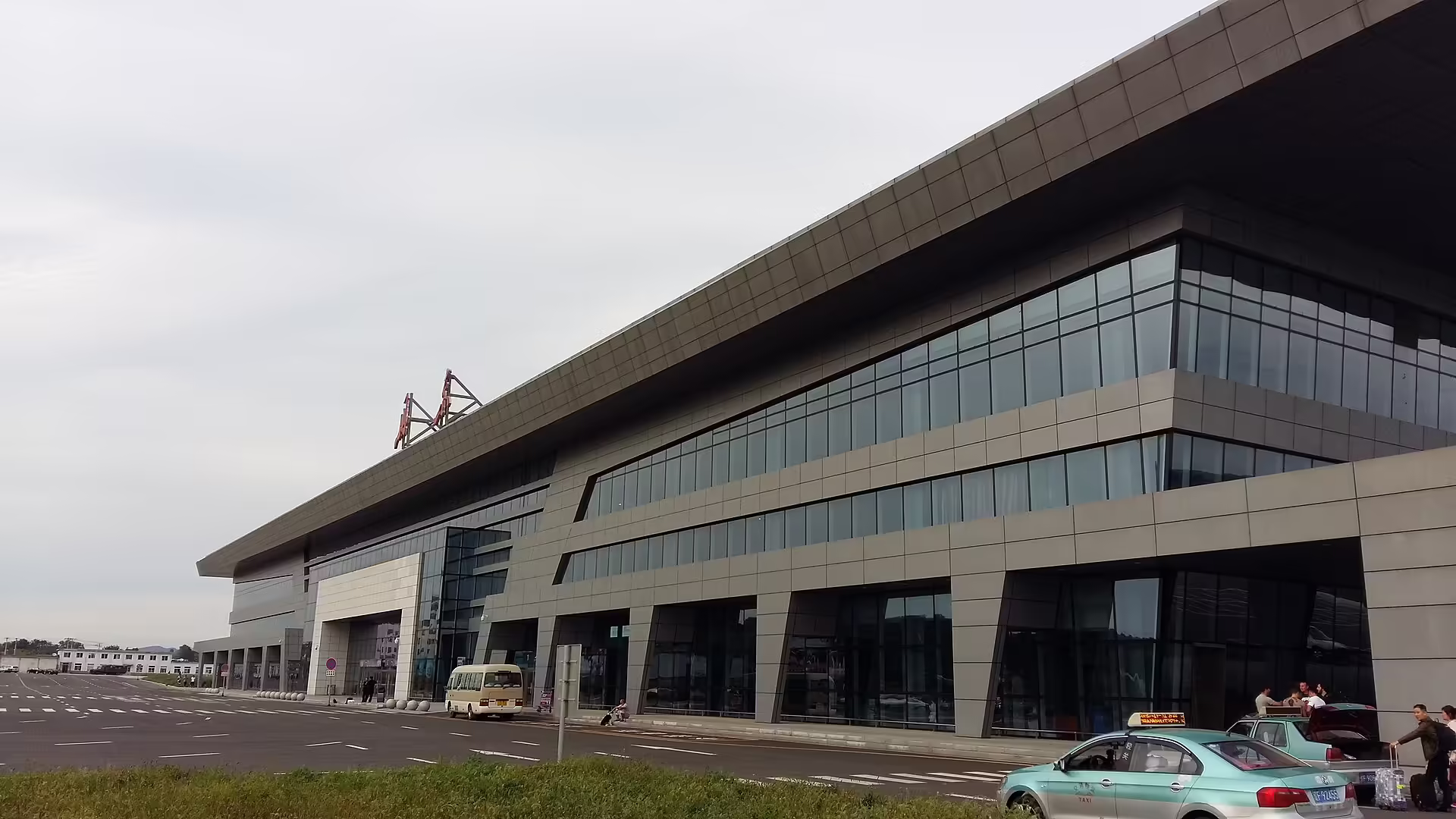 Dandong Langtou International Airport (DDG)