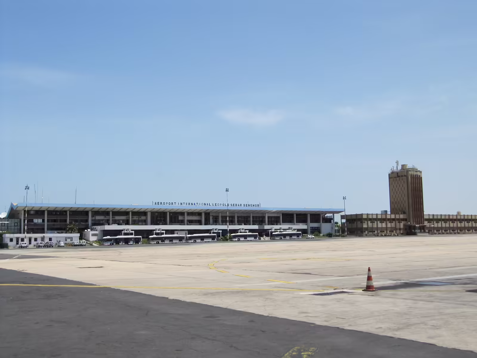 Léopold Sédar Senghor International Airport (DKR)