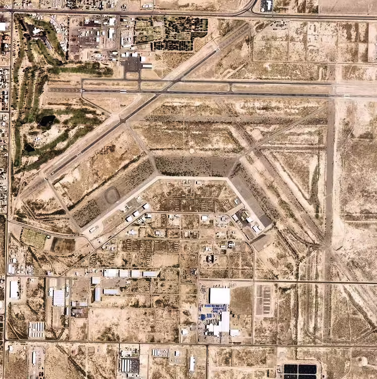 Deming Municipal Airport (DMN)