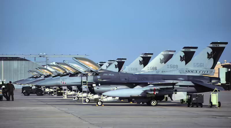 Des Moines International Airport (DSM)