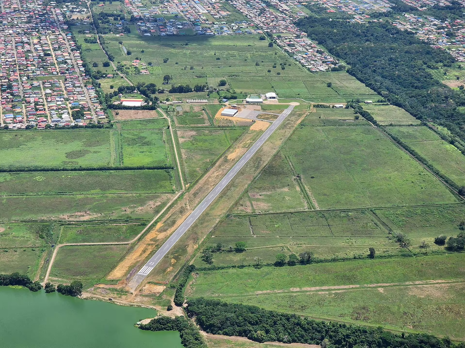 Eduard Alexander Gummels Airport (EAX)